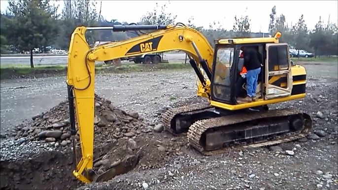 APRENDE A OPERAR MAQUINARIA PESADA (EXCAVADORA)