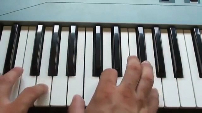 How to play She Wolf (Falling to Pieces) - David Guetta ft. Sia