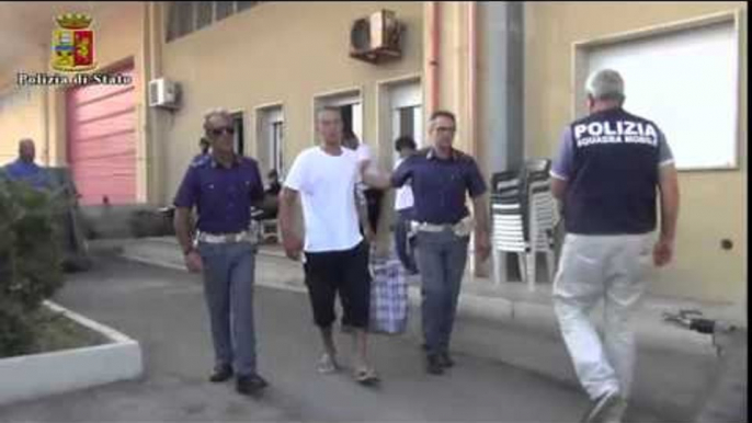 Pozzallo (RG) - Arrestati scafisti (11.07.15)