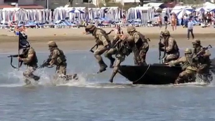 Alla Voce, San Marco! Italian Amphibious troops exercise