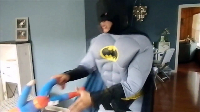 Batman v Superman LEAKED FOOTAGE (Spoilers)