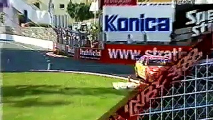 V8 Supercars - Ellery / Lowndes / Tander crash - Gold Coast 1999