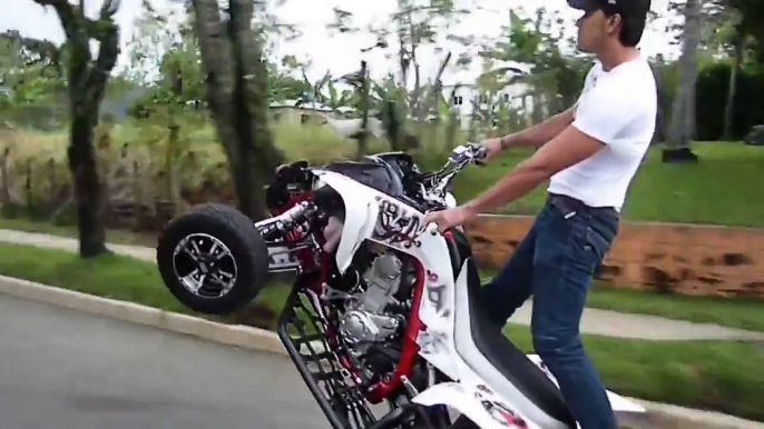 raptor 700 longest wheelie ever,ORIGINAL, rims,stunt,best,ride,quad,atv,motocross,sport danny rivas