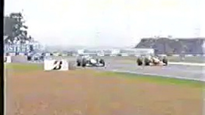 F1 1998 Coulthard & Villeneuve Crash Argentine