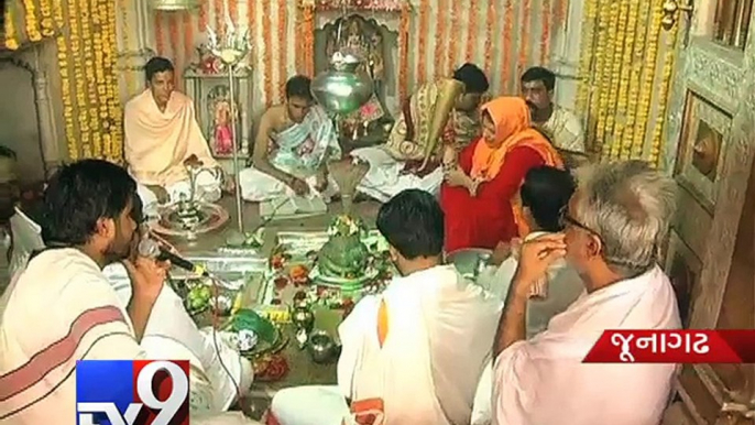 'Puja' in Bhavnath temple by Jain monk irks religious leaders - Tv9 Gujarati