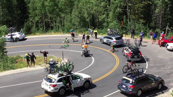 Un cycliste se prend une Porsche à pleine vitesse pendant une Course ! Tour de l'Utah 2015