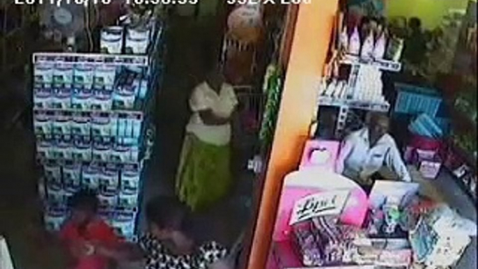 Shoplifting in Panadura (Sri Lanka)