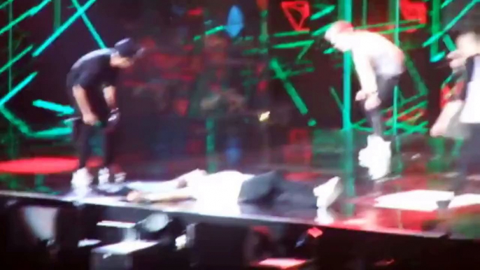 One Direction best falls on stage!