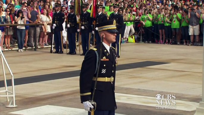 Prince Harry lays wreath at Tomb of the Unknowns