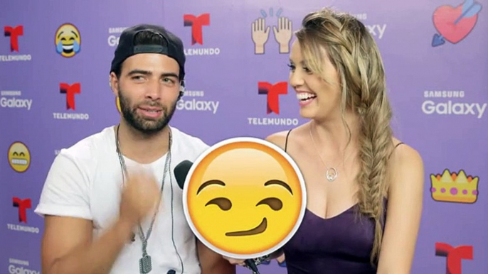 Jencarlos Canela en Mundo Emoji de Premios Tu Mundo