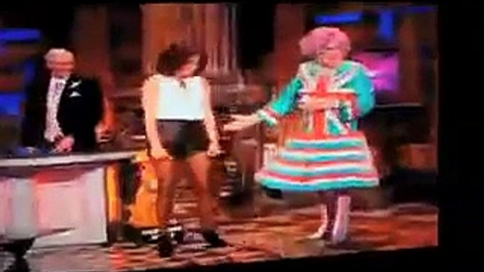 Dame Edna on Paul O'Grady Live!  Apr. 31st, 2011.mov