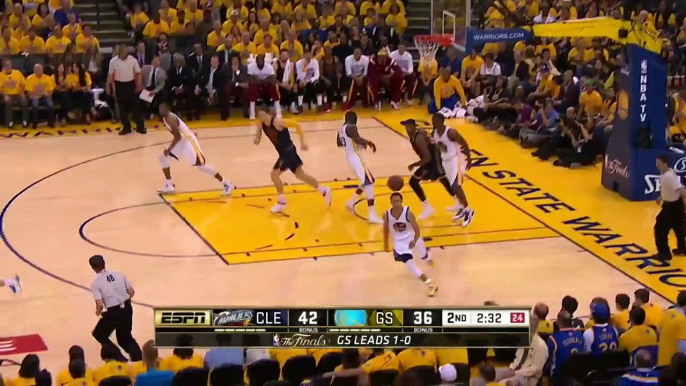 Stephen Curry Nails a 3-Pointer | Cavaliers vs Warriors | Game 2 | June 7, 2015 | 2015 NBA Finals