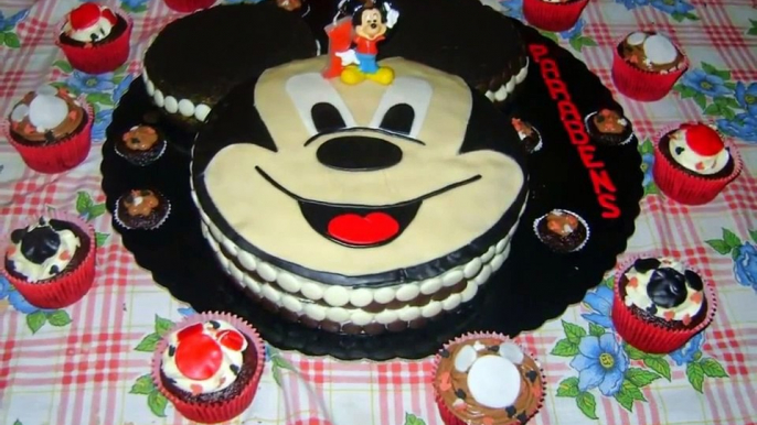 Festa Mickey Mouse: Centros de mesa, Bolos decorados, lembrancinhas