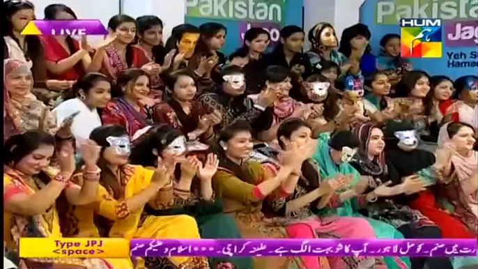 Watch Mehwish Hayat Response on her Vulgar Item Number