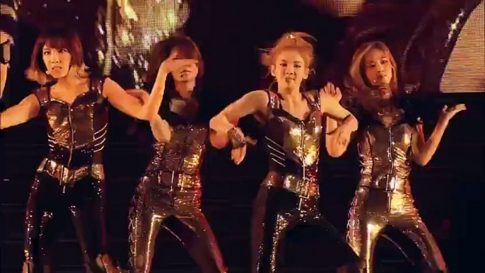 Girls  Generation (소녀시대) - Devil S Cry + Run Devil Run [Girls  Generation Tour 2011 Japan]