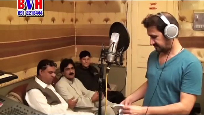 Gul Panra And Rahim Shah New Song 2015 - Muhabbat De Rata Gran De Janana