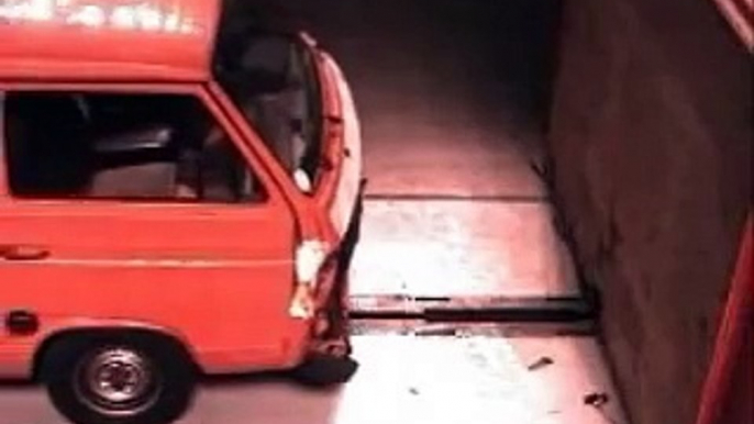 Vw Bus Crash Test