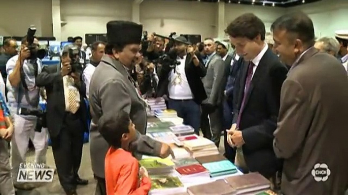 Canada's Liberal Party leader Justin Trudeau visits Ahmadiyya Muslim Convention