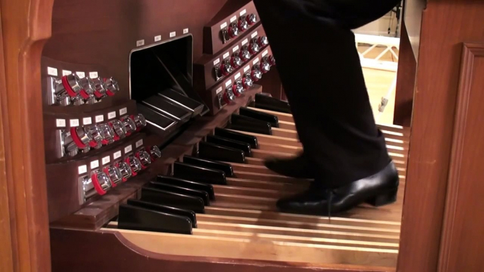 Brink Bush performs "Little Fugue in G minor" BWV 578 - J.S. Bach