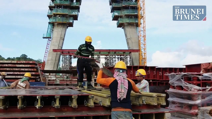 Sungai Brunei Bridge 37 per cent complete