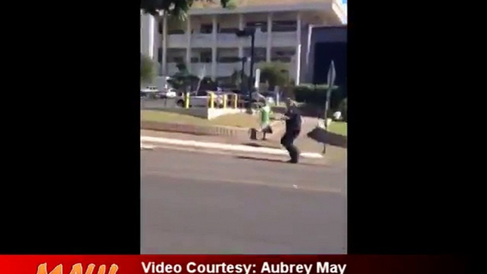 WHITE DUDE gets TASED by FAT COP = in Hawaii = funny stuff