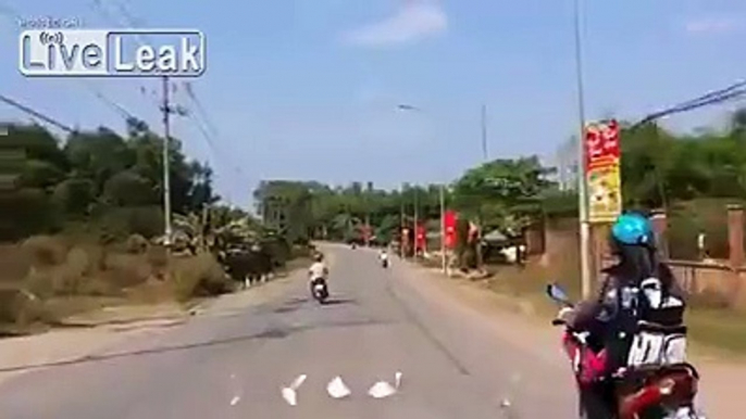 Drunk man on scooter rides against traffic and then ...