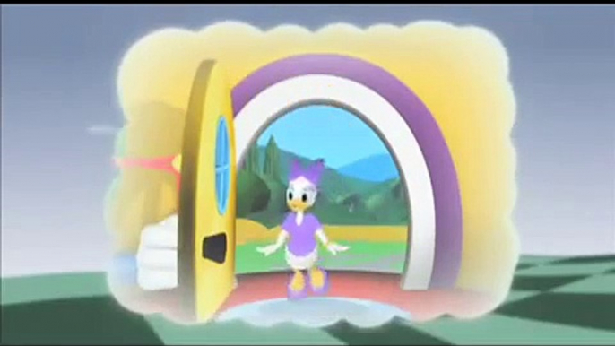 Strange Things happen in Wonderland in Mickey Mouse Clubhouse Adventures in Wonderland