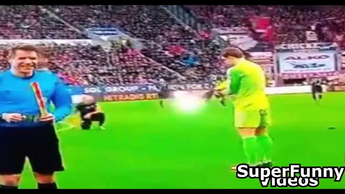 Funny Football Moments   C Ronaldo,Neymar,Messi,Ibrahimovic & Amateur Footballer