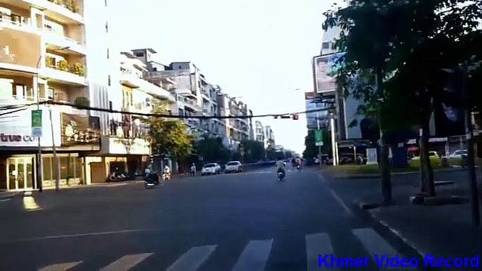 Asian Travel - Khmer Travel - Beautiful Phnom Penh Monivong In The Early Morning