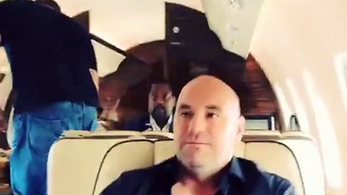 MIKE TYSON slaps UFC prez - DANA WHITE == to give up his seat in a PRIVATE JET ==