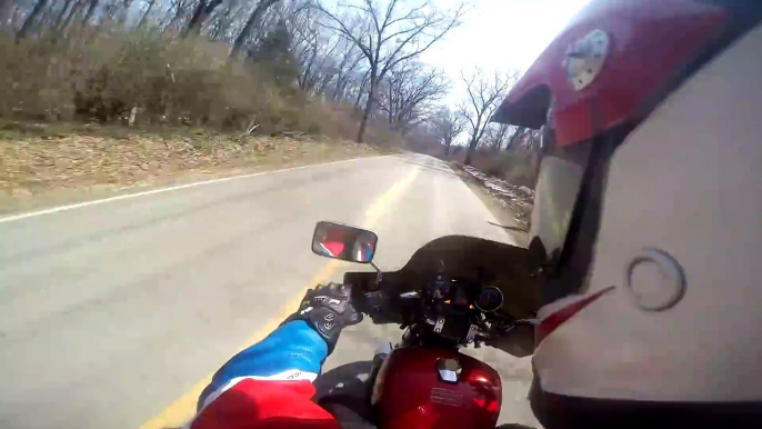 Grosse chute à moto à plus de 100km/h - Accident violent