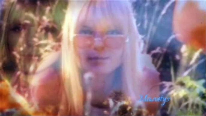 【HD】FRANCE GALL フランス・ギャル - A VOTRE AVIS 1974 (lyrics + translation + widescreen)