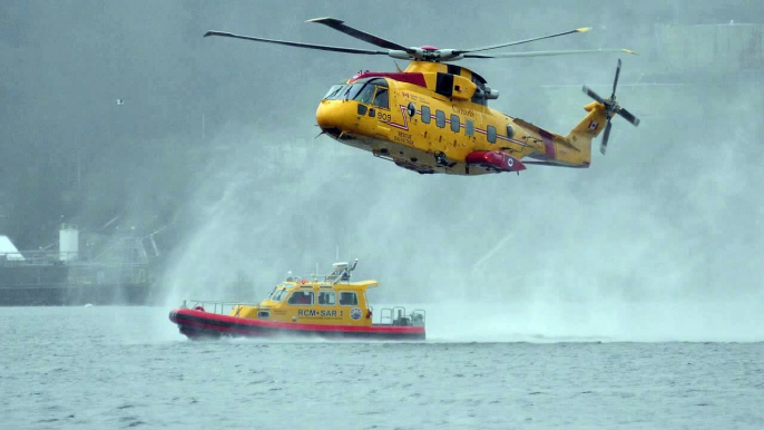 Mar 8 2014 RCMSAR 1 & 2 with CH-149 Cormorant at Cates Park HD 720p