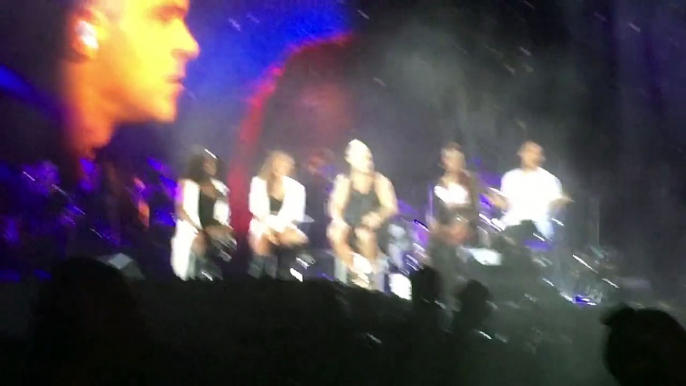 Robbie Williams - She's the one (Live @Let me entertain you Tour Bucharest Romania 17.07.2015)