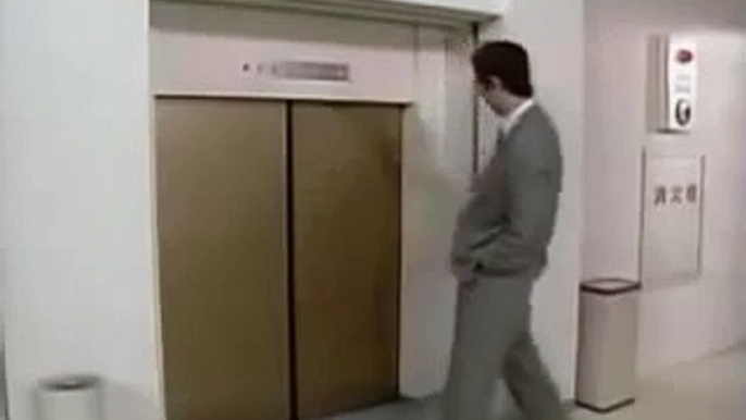 Japanese elevator prank