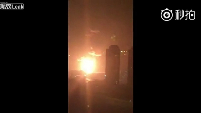 Massive Explosion(s) in Tianjin, China, new angle, English-speaking filmers