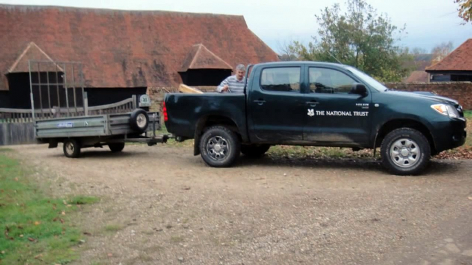 Photos of a 2009 Toyota Hilux Pickup Truck