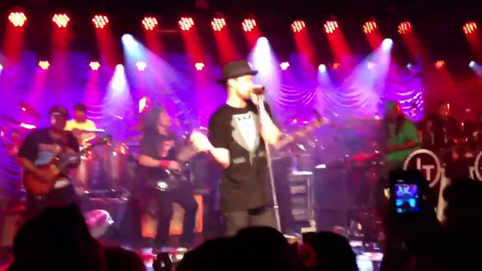 Myspace Secret Show: Justin Timberlake Performs "Suit and T