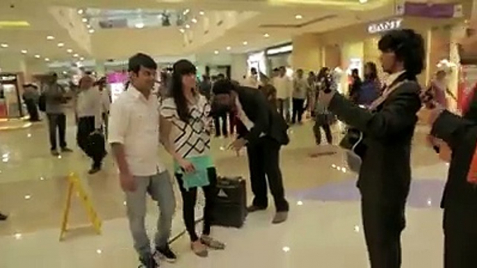 Proposal at Shoping Mall