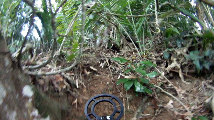 Busca e Retirada de metais ferrosos e não ferrosos das areias, Ubatuba, SP, Brasil,  2015, Parte (57)