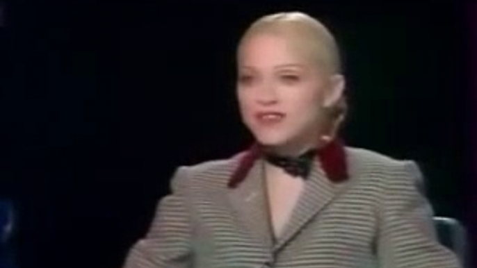 Madonna - part 2 of 3 - Interview on french TV - 1992 - TF1 - 7 sur 7 -