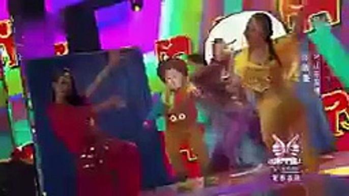 Zhang Junhao, the amazing 3-year-old dancing boy in China