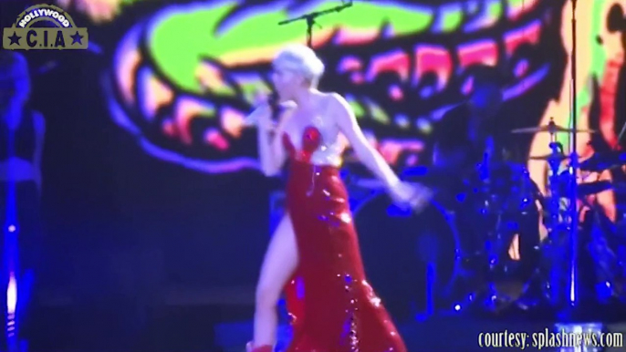 Miley Cyruss Raunchy Performance At Bangerz Tour, Hartwall Arena