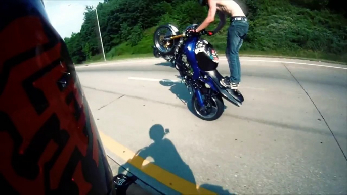 Freestyle Street Bike CRASH Wheelie On Highway Motorcycle CRASHES Stunts ACCIDENTS FAIL