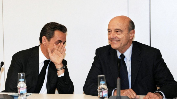 Les trous de mémoire de Juppé et Sarkozy en cinq actes