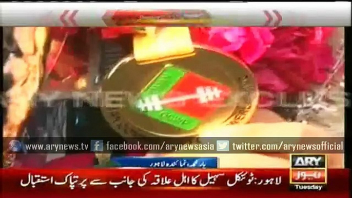 All 3 Pakistani female Asian Bench Press Championships gold medalists arrive in Pakistan.