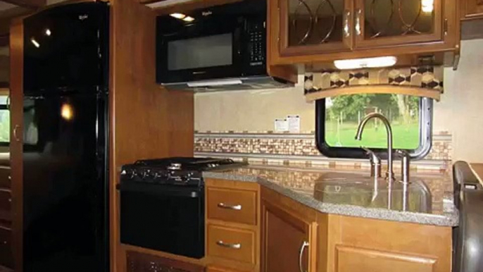 2015 Thor Motor Coach Chateau Super C 33SW Class C RV For Sale in Victoria, British Columbia