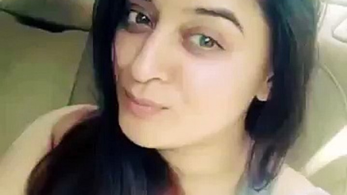 Mahi-Vij-Bollywood-Dubsmash-ox4UYQ7fGks