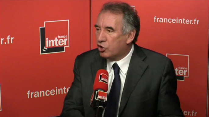 Primaires, chomage : François Bayrou répond aux questions de Patrick Cohen