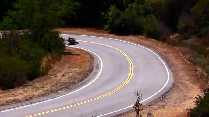 Motorcycle Crash - Yamaha R1 Lowsides on Mulholland Hwy-VkalHQ6eRVw